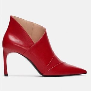 NWOT Zara Red heels
